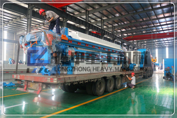 除了礦山行業(yè)，還有哪些行業(yè)需要污泥壓濾機設(shè)備？